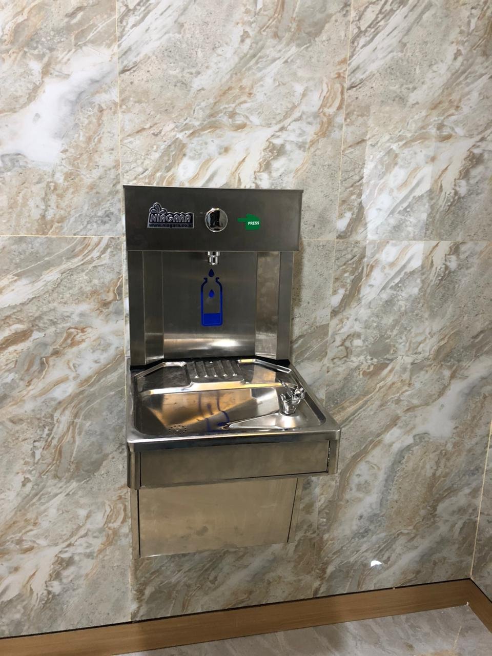 Pemasangan Niagara Drinking Fountain Wall Mounted 228